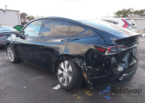 2023 Tesla Model Y Awd/Long Range Dual Motor All-Wheel Drive from USA, damaged, VIN 7SAYGDEE0PA044022